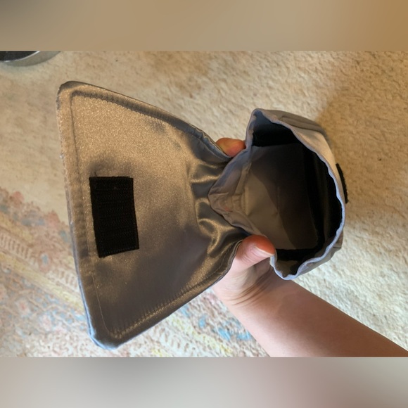 Vintage Limited Edition 90s Disney Winnie The Pooh Mini Shoulder Bag Pouch - Picture 15 of 16